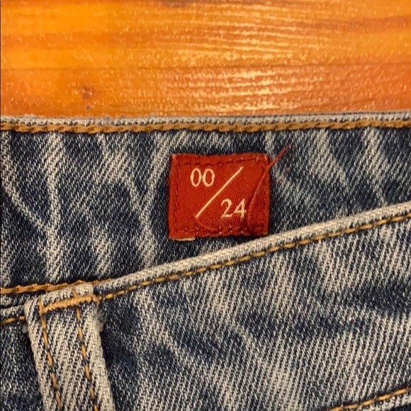 Lucky Brand Boyfriend Jeans - Picture 3 of 5